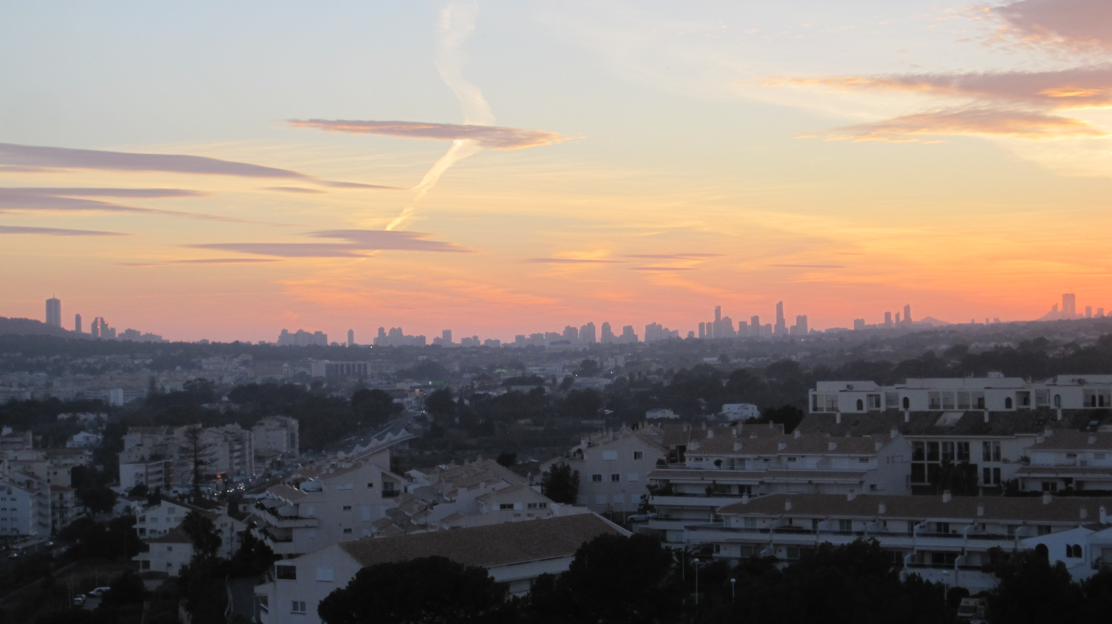 image from Valencia Rooftop Bars With Iconic Views